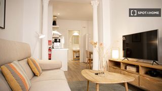 Miete Etagenwohnung in Cortes-Huertas. Apartamento de 1 dormitorio en alquiler en justicia, madrid