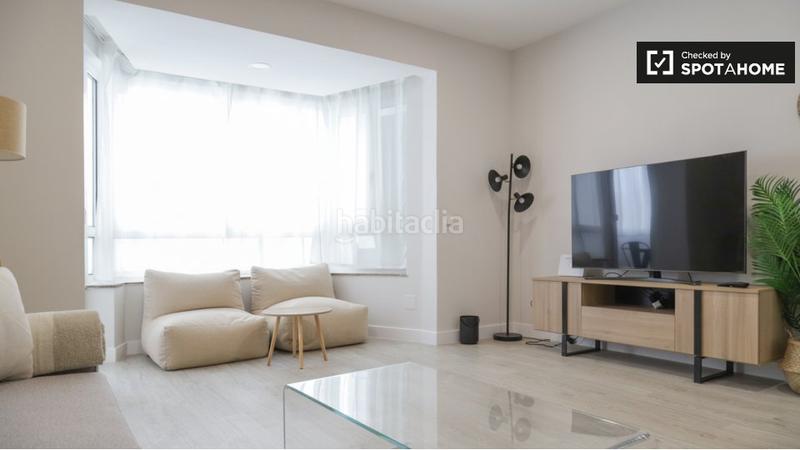 Foto 95b559e9-df63-4e48-ac5e-1dc005e910aa. Alquiler piso apartamento de 4 dormitorios en alquiler . en Madrid