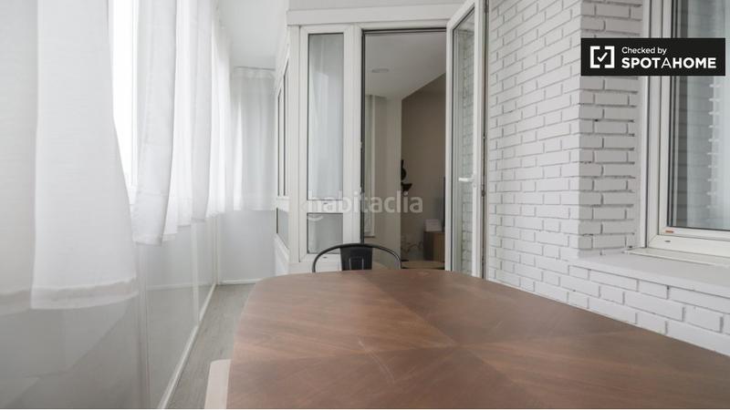 Foto ce3009a1-a4a2-4612-8359-48d99f8de857. Alquiler piso apartamento de 4 dormitorios en alquiler . en Madrid