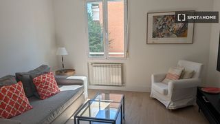 Location Appartement à Hispanoamérica-Bernabéu. Apartamento de 3 habitaciones en alquiler en hispanoamérica, mad