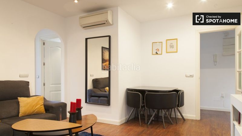 Foto 24912b09-37d9-4d53-ae6d-9369e3ebfe2f. Alquiler piso fantástico apartamento de 2 dormitorios en alquiler en usera, . en Madrid
