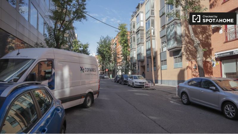 Foto 3e54d7d9-d76d-4870-b033-390997c0e54d. Lloguer pis amb calefacció a San Isidro Madrid