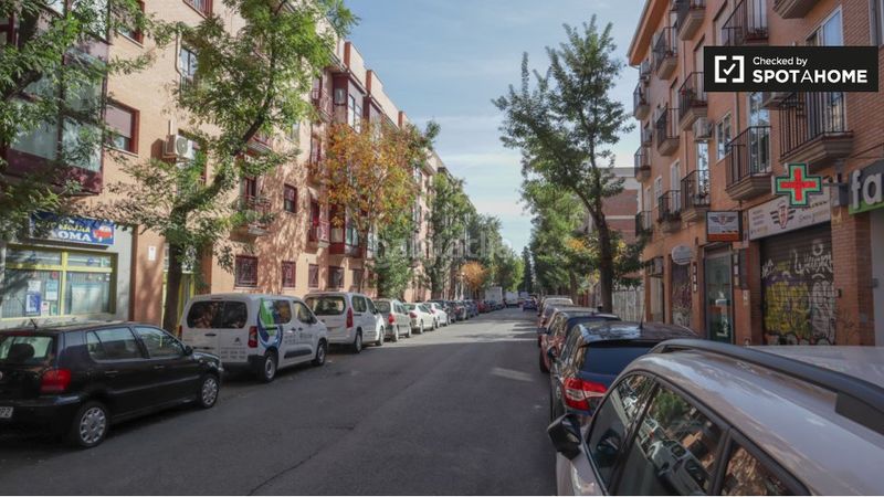 Foto 0642d174-b76b-41f8-91d2-44c30fe99144. Miete etagenwohnung mit heizung in San Isidro Madrid