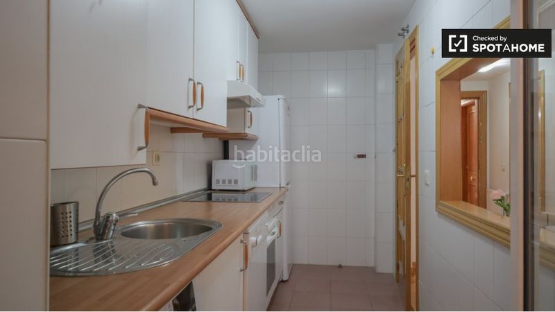 Foto 0fd2ef4e-eadd-4389-b710-92282b2d3e0c. Miete etagenwohnung mit heizung in San Isidro Madrid