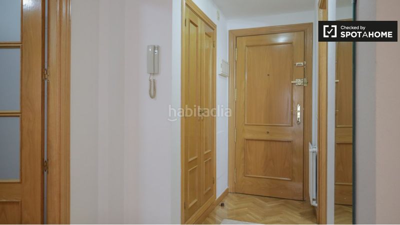 Foto b8bde487-9888-4a6c-b7e4-a92a8014bbe3. Miete etagenwohnung mit heizung in San Isidro Madrid