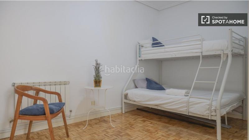 Foto 06c65295-5ae2-4fee-be83-1869d3de7925. Alquiler piso apartamento de 3 dormitorios en alquiler en malasaña, en Madrid