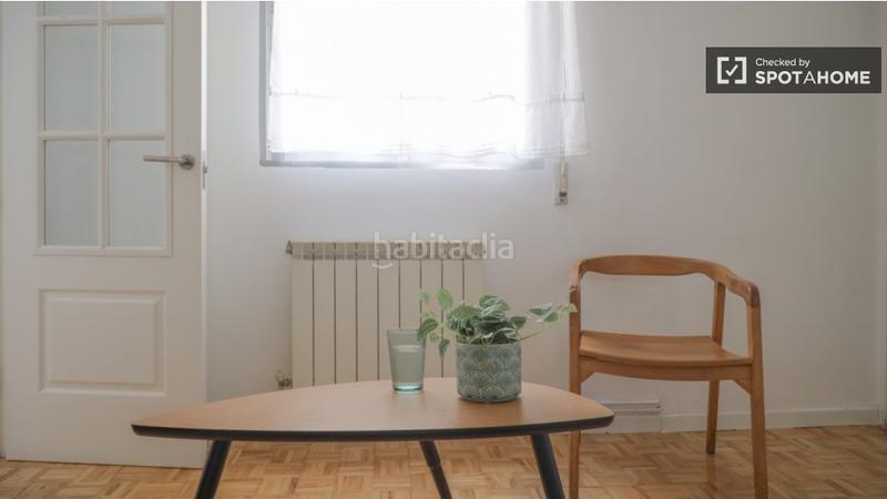 Foto 11fca456-c657-48e1-a0d7-81296e83477c. Alquiler piso apartamento de 3 dormitorios en alquiler en malasaña, en Madrid