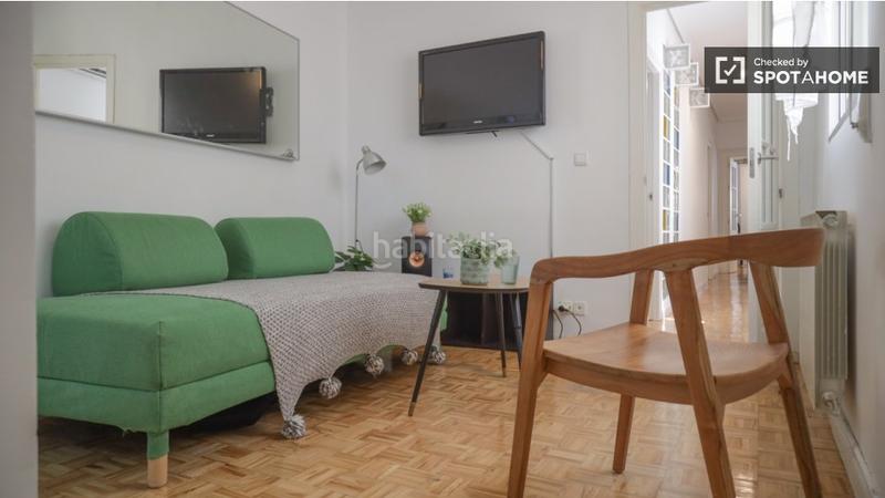 Foto da25de0b-0e23-44eb-843a-217055062a93. Alquiler piso apartamento de 3 dormitorios en alquiler en malasaña, en Madrid