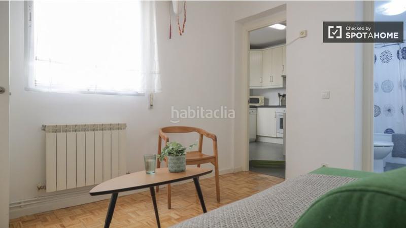 Foto e6024f55-075c-473c-bc0f-ebe4776dc13c. Alquiler piso apartamento de 3 dormitorios en alquiler en malasaña, en Madrid