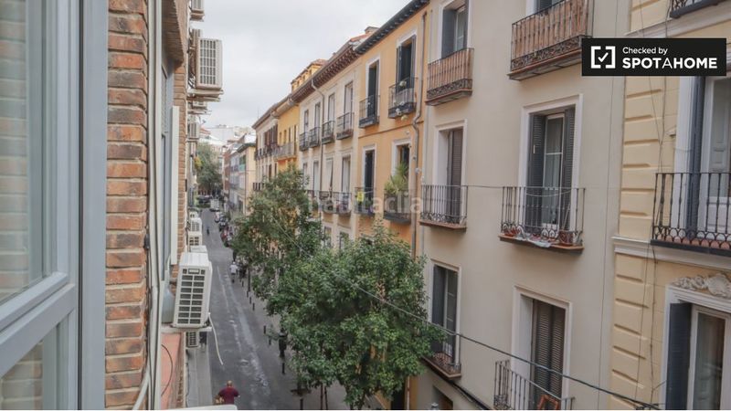 Foto 384fdae2-a5a5-4954-beb3-45745a43a1db. Rent flat with heating in Universidad-Malasaña Madrid