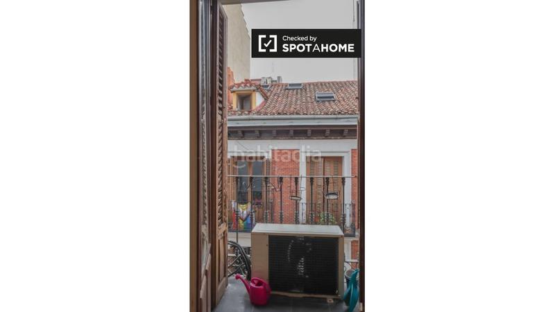 Foto 6534d42d-6b5f-460f-9dae-855ba8a8daf8. Alquiler piso estudio en alquiler en Sol Madrid