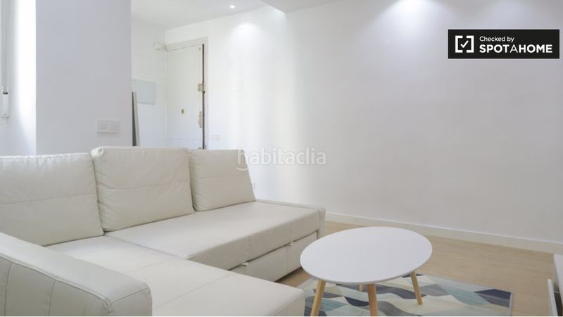 Foto 8e4ded30-c816-4821-a76f-327060cd01d6. Rent flat with heating in Recoletos Madrid