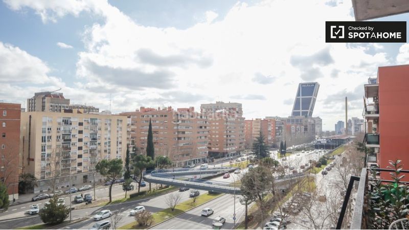 Foto b9232803-1b4b-4162-af4c-8a5cf3aebcdd. Rent flat with heating in Castilla Madrid