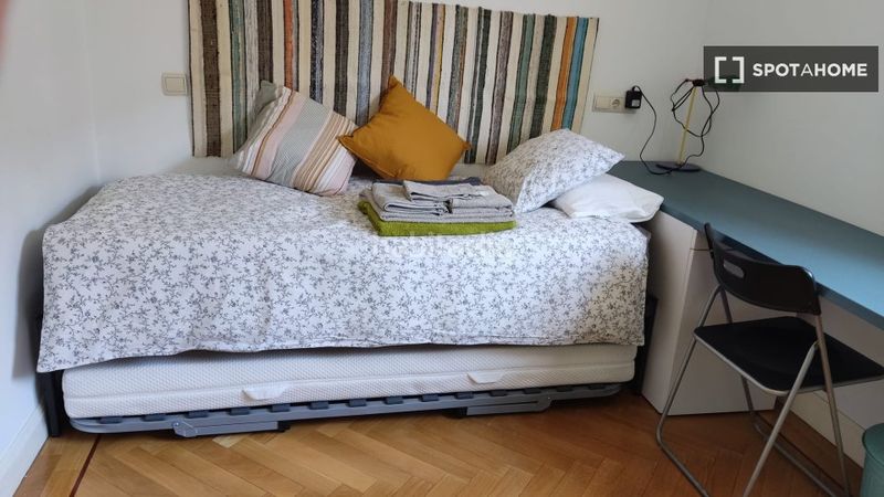 Foto 38c6991e-09bd-4141-a252-f0cb476a18e1. Rent flat with heating in Pacífico Madrid