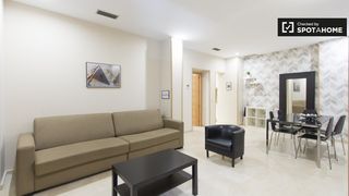 Rent Flat in Sol. Apartamento de 1 dormitorio en alquiler en sol, madrid