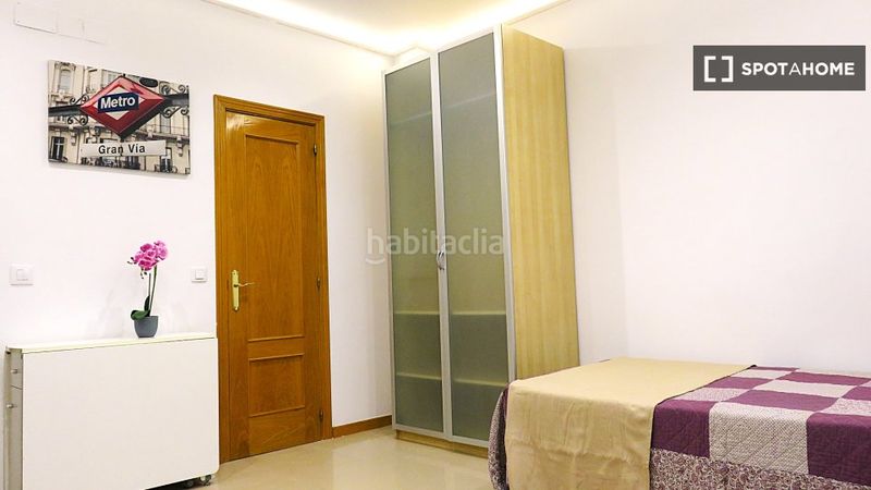Foto 1a4ad164-6b71-4c5b-8bfc-c9fee6a23a56. Alquiler piso estudio en alquiler en Sol, en Sol Madrid