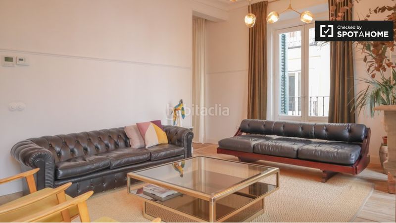 Foto e4ada9f2-45a0-4618-9985-4bac27a8c718. Rent flat with heating in Embajadores-Lavapiés Madrid