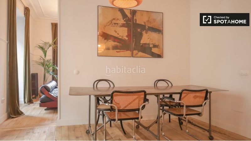 Foto f0b424ad-33a9-4005-9847-a35736a6cd81. Rent flat with heating in Embajadores-Lavapiés Madrid