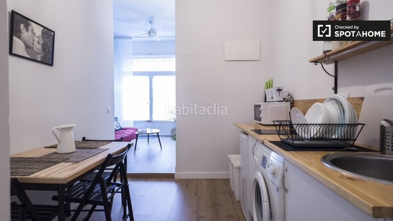 Foto b3e1a59c-39c1-4d2b-b3bb-2a82df5a1ee4. Miete etagenwohnung mit heizung in Embajadores-Lavapiés Madrid