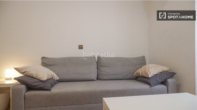 Foto 7f0fb681-f24c-4648-8933-c58c00979113. Lloguer pis amb calefacció a Palacio Madrid