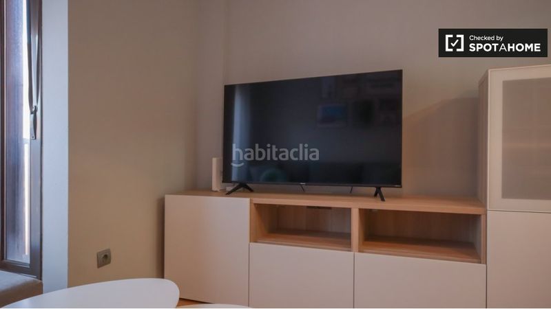 Foto 792307b6-ebec-491e-a601-0de360356d5d. Rent flat with heating in Rejas Madrid