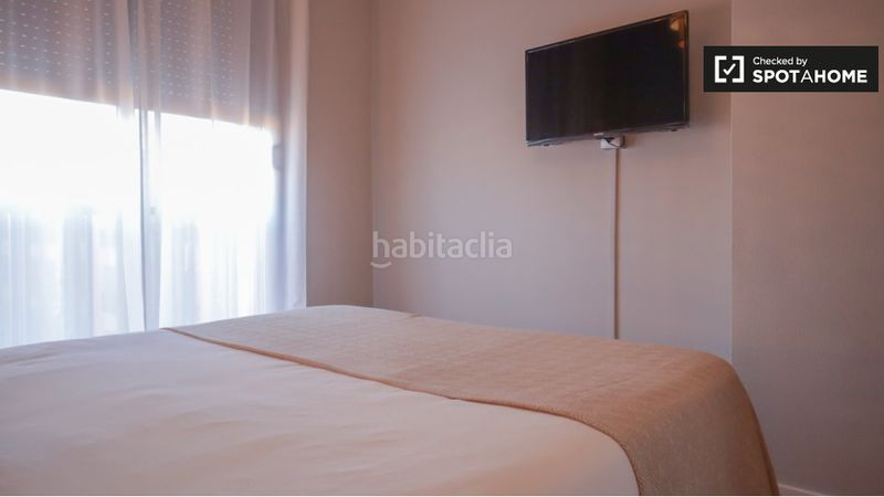 Foto a956f88c-8468-4274-99ff-21a69dc43211. Rent flat with heating in Rejas Madrid
