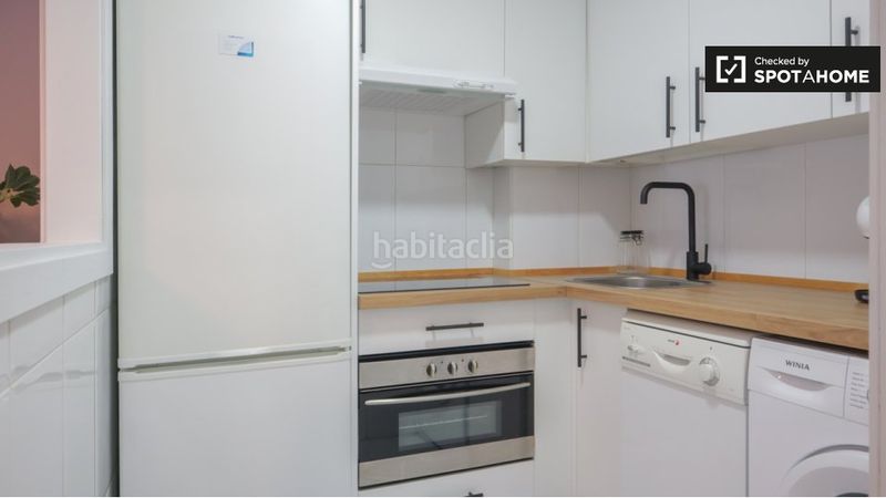 Foto bd14e241-d746-40c0-843f-a0cecdd5c7bc. Rent flat with heating in Rejas Madrid