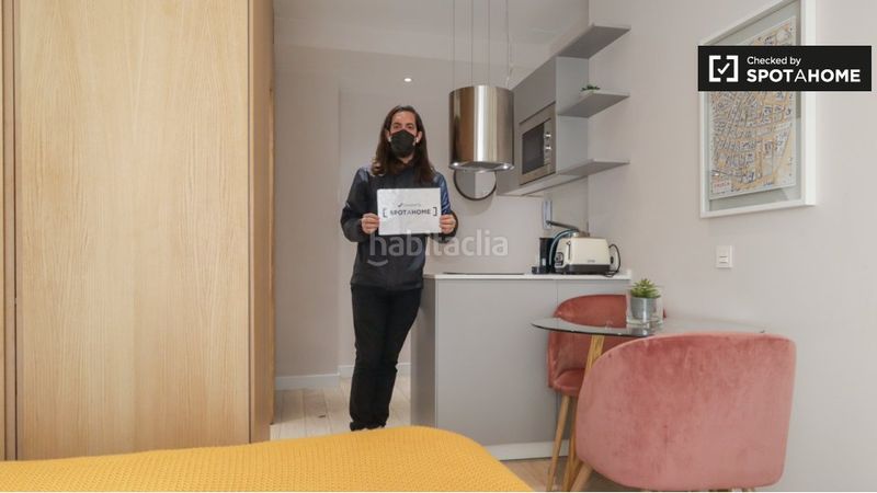 Foto a554157c-e2d6-4c29-86e5-938e795dac80. Alquiler piso apartamento en alquiler en chueca, en Madrid