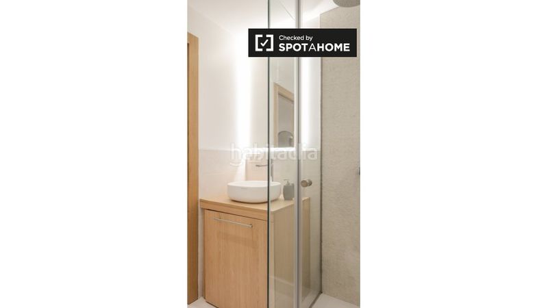Foto aa4bb09d-ed8f-4f5c-afa3-46b763161337. Alquiler piso apartamento en alquiler en chueca, en Madrid
