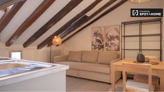 Etagenwohnung in Universidad-Malasaña