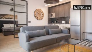 Lloguer Pis a Simancas. Elegante apartamento de 1 dormitorio en alquiler en san blas, ma