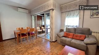 Lloguer Pis a Almendrales. Apartamento de 3 dormitorios en alquiler en almendrales, madrid