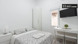 Lloguer Pis a Ibiza. Bonito estudio en alquiler en el retiro, madrid