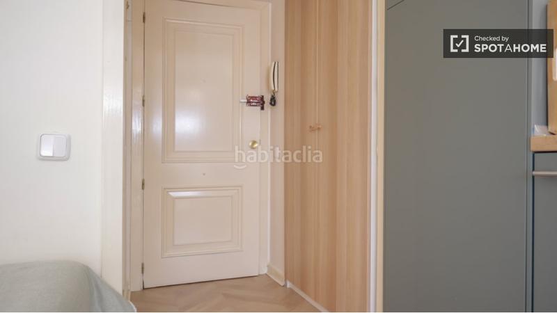 Foto 2e618c42-fef6-40c2-b4ae-31107c398604. Alquiler piso estudio en alquiler en plaza de castilla, en Madrid