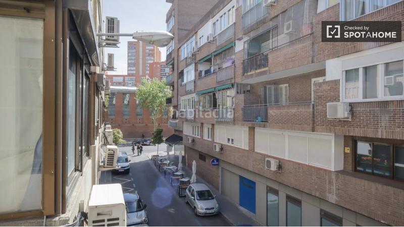 Foto b16452aa-1ad3-48bb-a78f-8925aa15ce5e. Alquiler piso estudio en alquiler en plaza de castilla, en Madrid