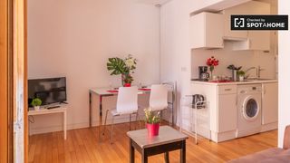 Etagenwohnung in Puerta del Ángel