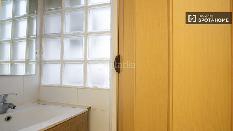 Foto d0d8413d-fedd-48b2-a8a0-4a9d0b12c2a4. Miete etagenwohnung mit heizung in Puerta Bonita Madrid