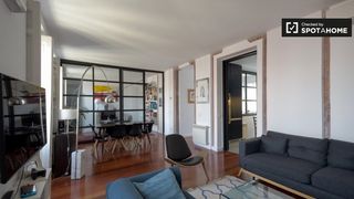 Flat in Sol
