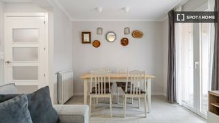 Lloguer Pis a Aluche. Apartamento de 2 dormitorios en alquiler en aluche, madrid