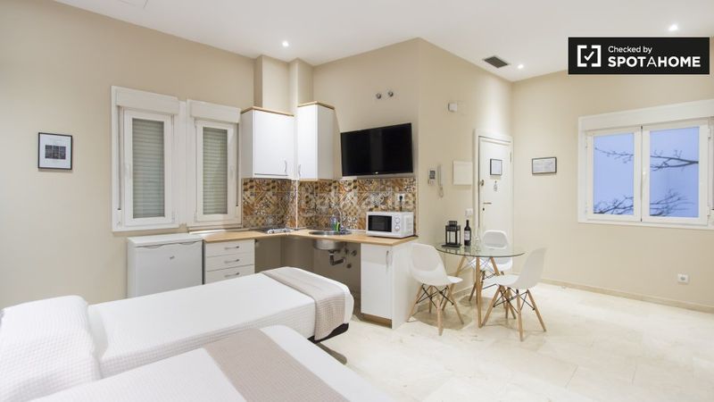 Foto a8ca772f-b488-4068-ab05-2c6f479c4de6. Miete etagenwohnung mit heizung in Sol Madrid