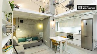 Rent Flat in Universidad-Malasaña. Estudio en alquiler en universidad, madrid