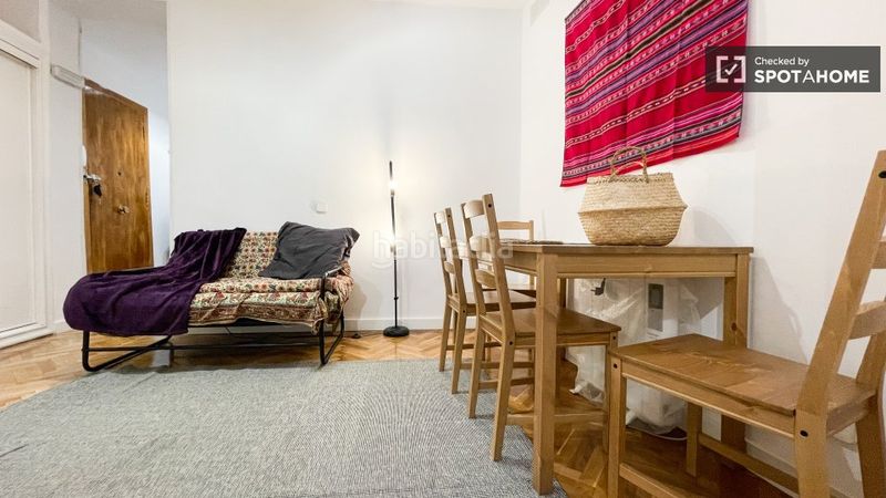 Foto 3347a3e8-3624-44d1-ab8e-54d5541ebdc0. Rent flat with heating in Embajadores-Lavapiés Madrid