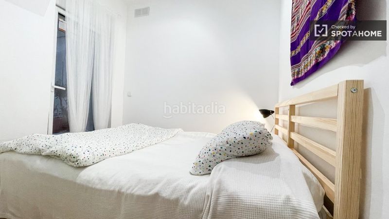 Foto 345ff2d0-11d3-4855-ba9b-844cecb5c19a. Rent flat with heating in Embajadores-Lavapiés Madrid