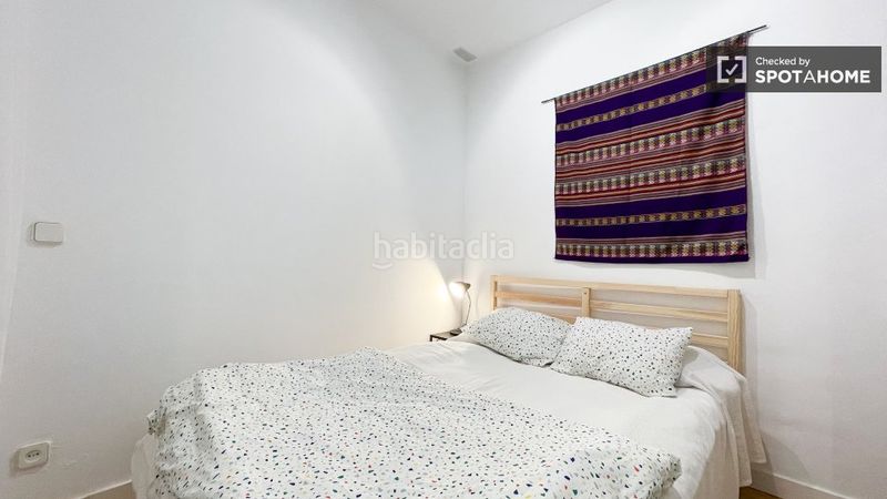 Foto f38313bd-9a52-4dde-be60-8fd21de6307e. Rent flat with heating in Embajadores-Lavapiés Madrid