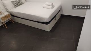 Lloguer Pis a San Isidro. Piso en alquiler de 2 habitaciones en los cármenes, madrid
