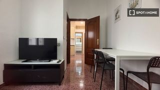 Location Appartement à Delicias. Piso de 4 dormitorios en alquiler en delicias, madrid