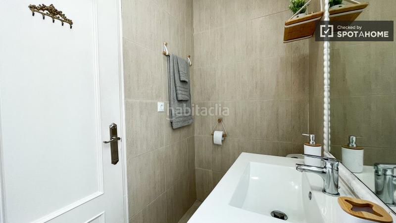 Foto 29909248-be52-4ec0-83fd-08e94ca8840b. Lloguer pis amb calefacció a Gaztambide Madrid