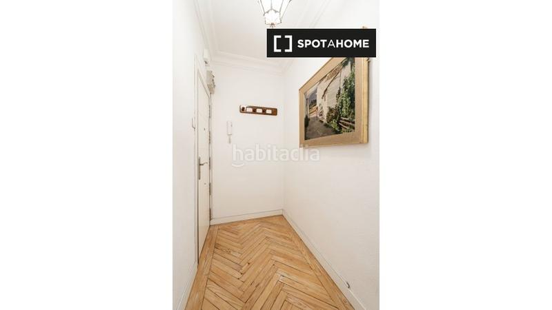 Foto a5d5f9ca-11e6-4fed-9abe-b94120f359e2. Rent flat with heating in Argüelles Madrid