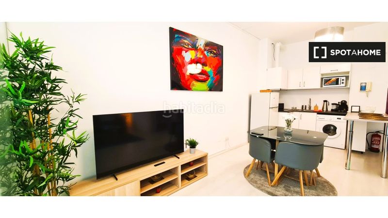 Foto 656a6bf2-0ed0-482a-b249-08e22aed3617. Rent flat with heating in Virgen del Cortijo-Manoteras Madrid