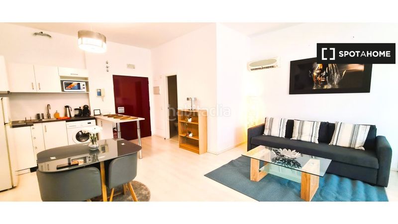 Foto a4df60a1-f518-491d-be57-3b55074efaf1. Rent flat with heating in Virgen del Cortijo-Manoteras Madrid